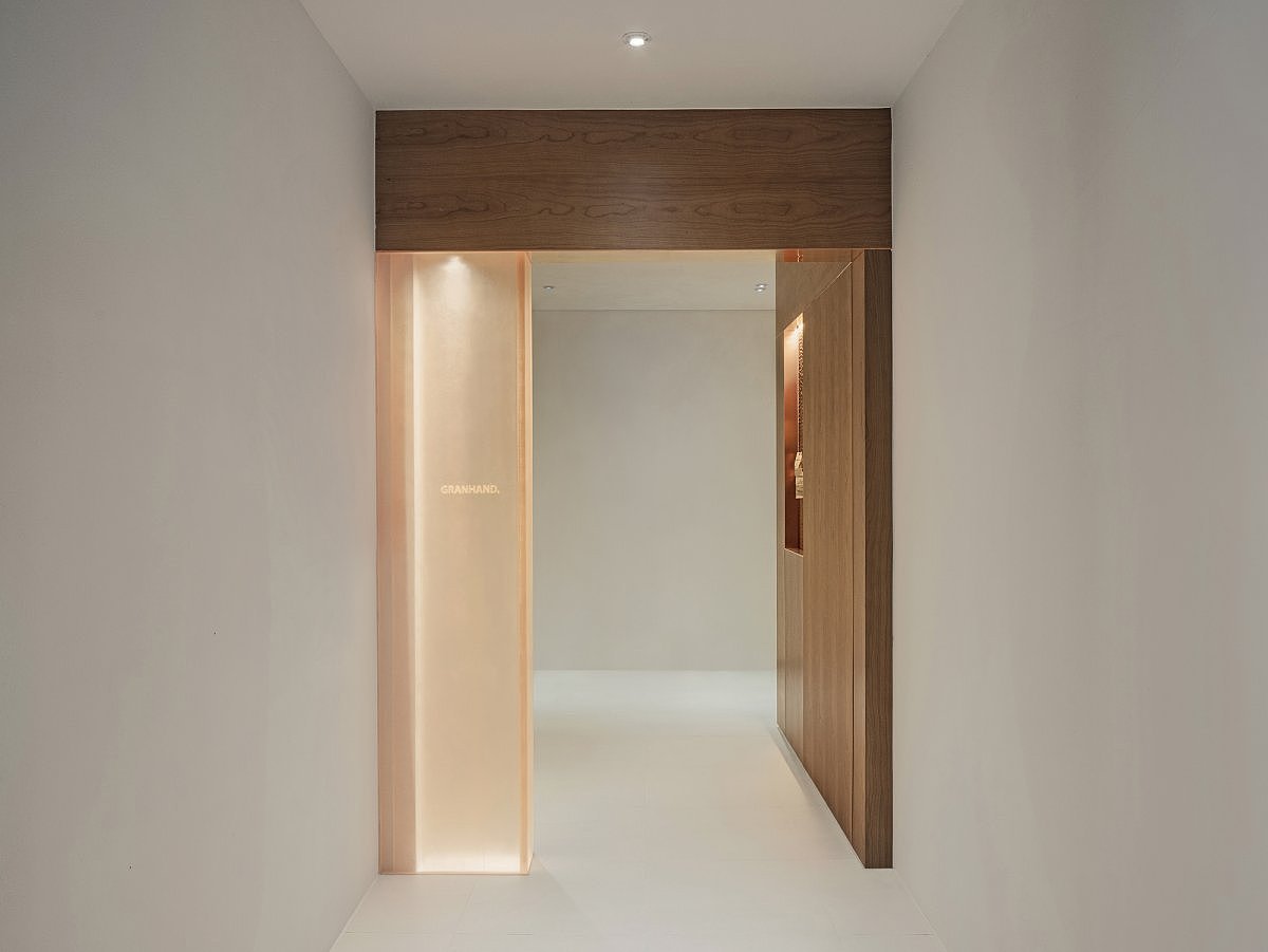 香水店装修设计案例鉴赏（图ZMzIwMzk4MzUy） - 商业空间设计 - 站酷设计师成都有木设计原创素材 - 站酷ZCOOL