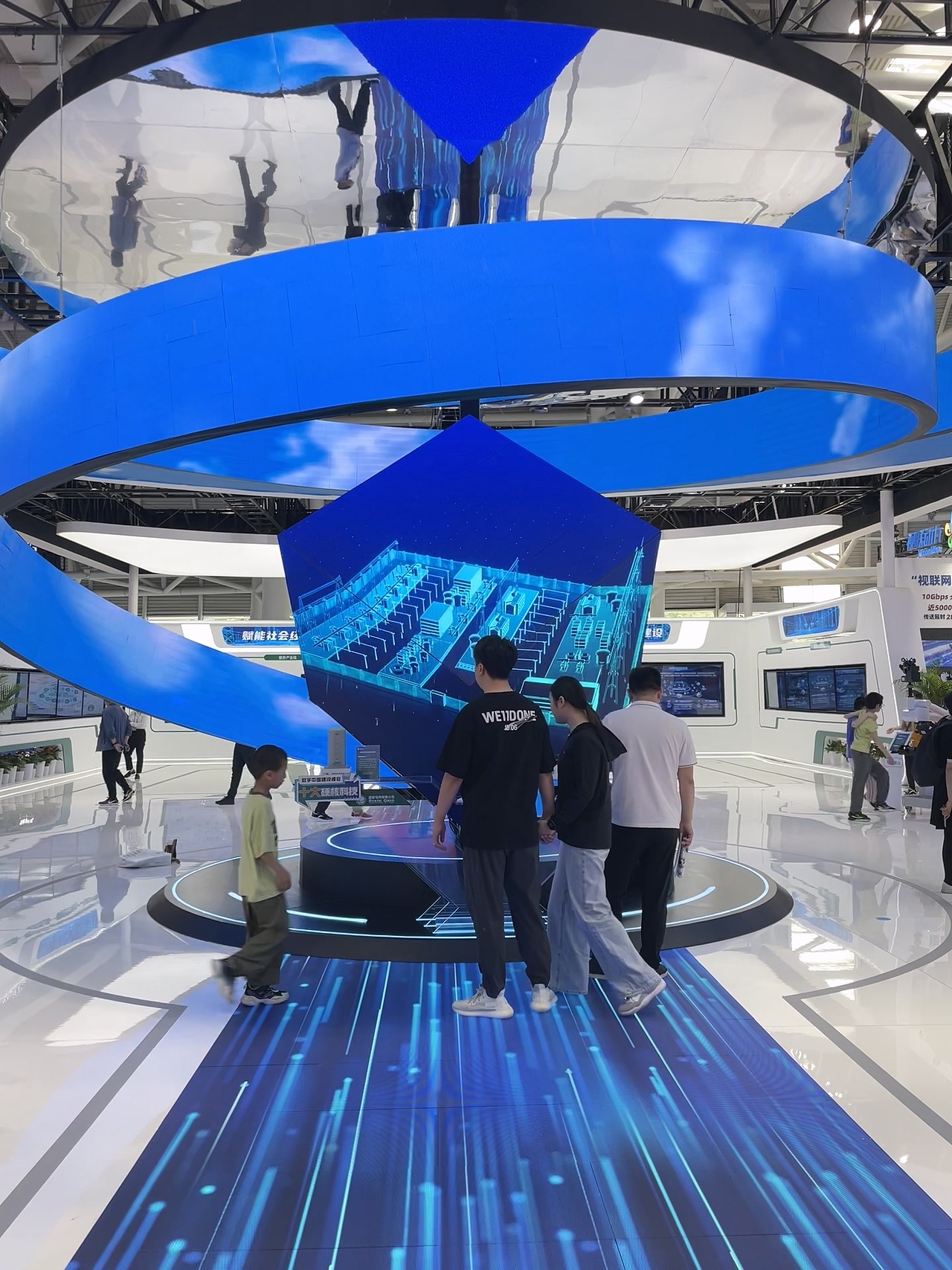 会展立方体魔方大屏裸眼3D三维动画制作