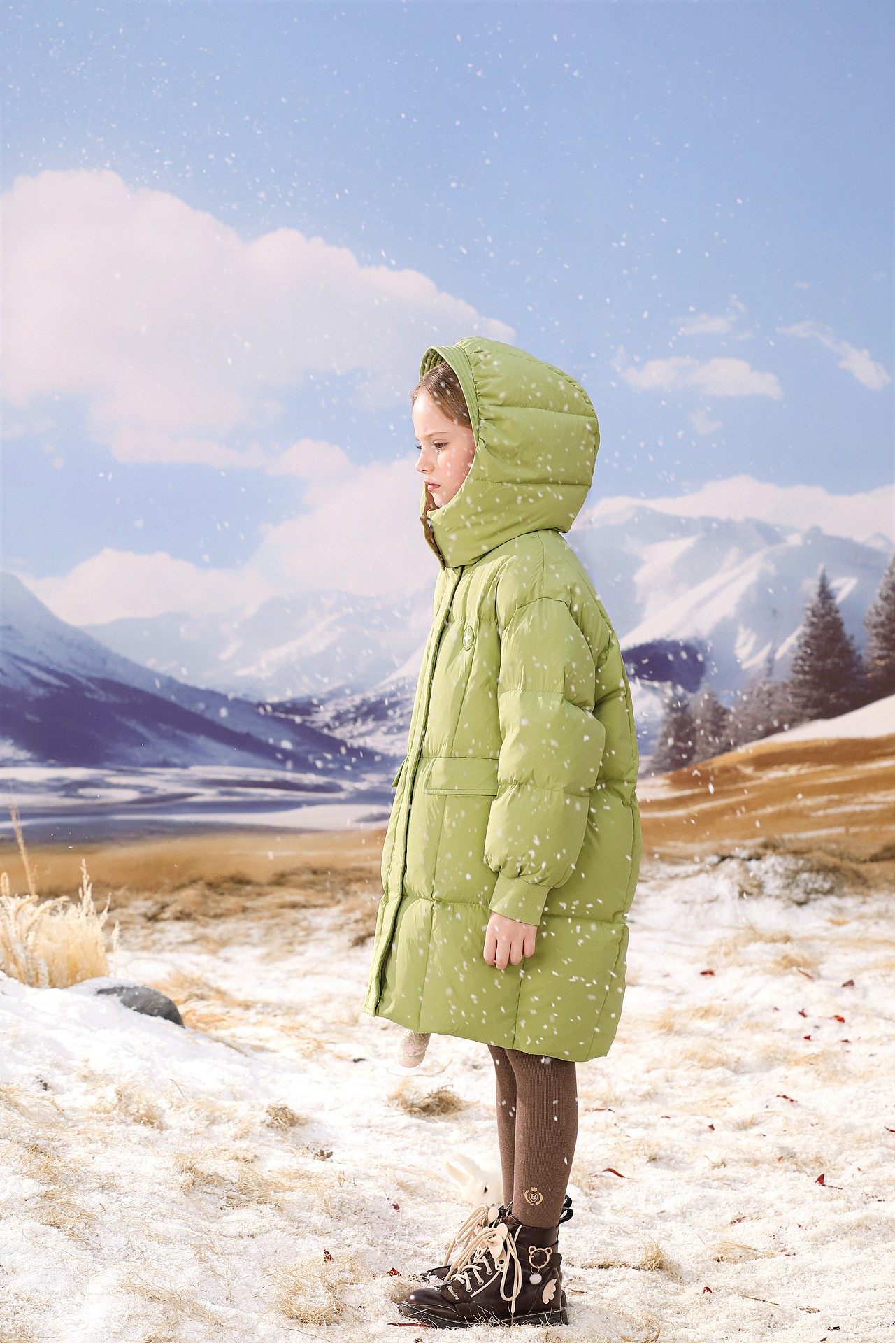 童装摄影 馋嘴狗冬季服饰拍摄 商业广告海报棚内摄影（图ZMzU2MzI4Mzcy） - 产品摄影 - 站酷设计师乐趣视觉营销原创素材 - 站酷ZCOOL