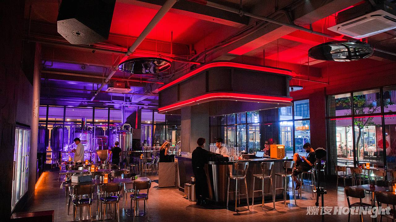 【燥夜hotnight】酒吧品牌形象设计（图ZMzUxNzE5ODAw） - 品牌 - 站酷设计师赖振军原创素材 - 站酷ZCOOL