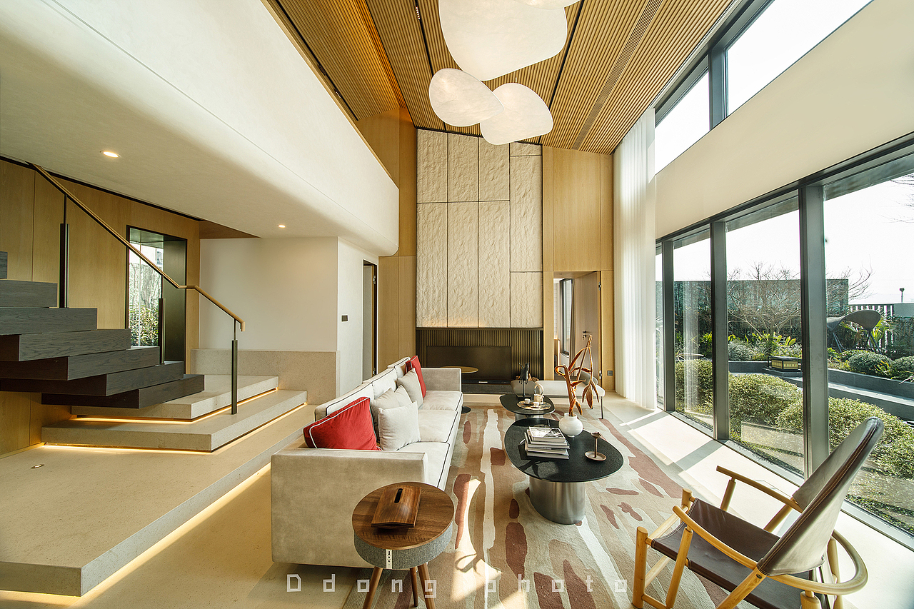 杭州建在地铁姑娘桥站上面的别墅