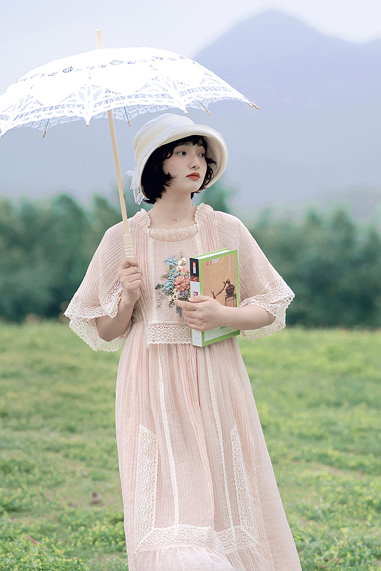 粉色丝带绣蕾丝拼接连衣裙（图ZMzQzNTQ2MTky） - 休闲/流行服饰 - 站酷设计师婚纱设计师兰奕原创素材 - 站酷ZCOOL