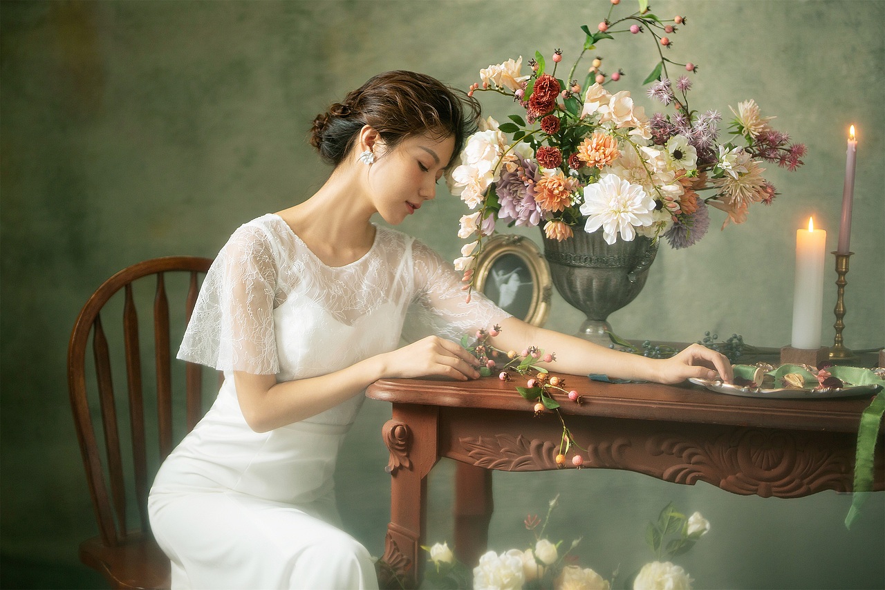 经典高级的复古油画婚纱照，中世纪高贵的浪漫（图ZMzE3NzI4MDM2） - 婚礼摄影 - 站酷设计师遇见YUJIAN原创素材 - 站酷ZCOOL