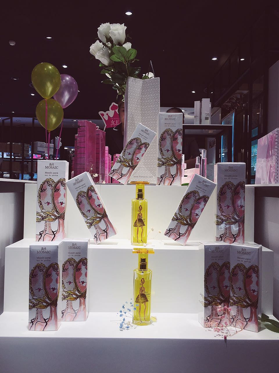 香水陈列展示设计-Display design（图ZNjA3MjM1OTI=） - 展陈设计 - 站酷设计师阿希啊hilary原创素材 - 站酷ZCOOL