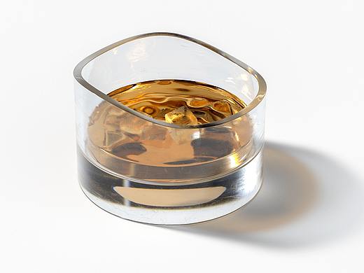 Cinema 4D 一组whisky杯子 测试效果