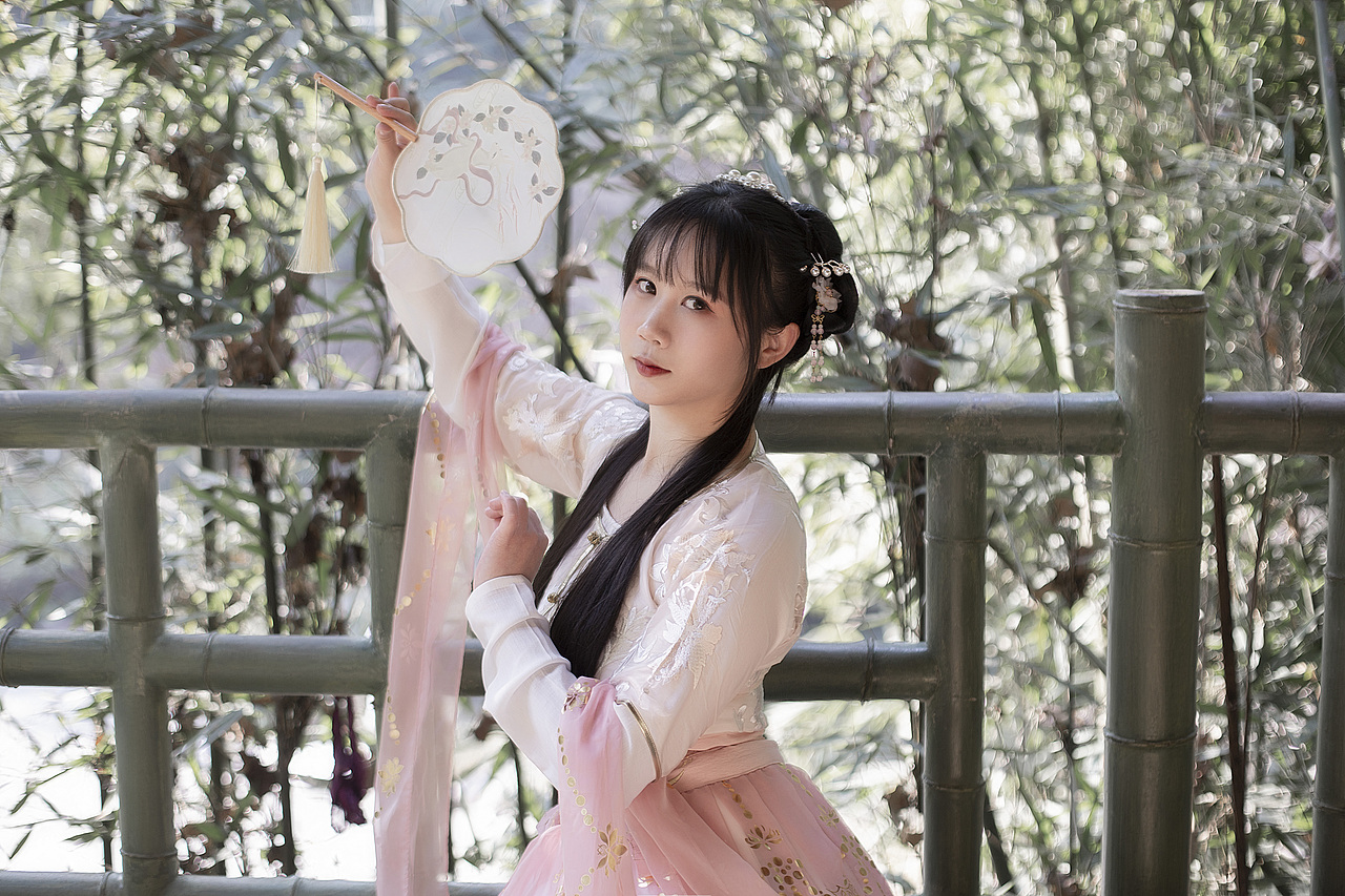 汉服,冬日暖洋洋的一天