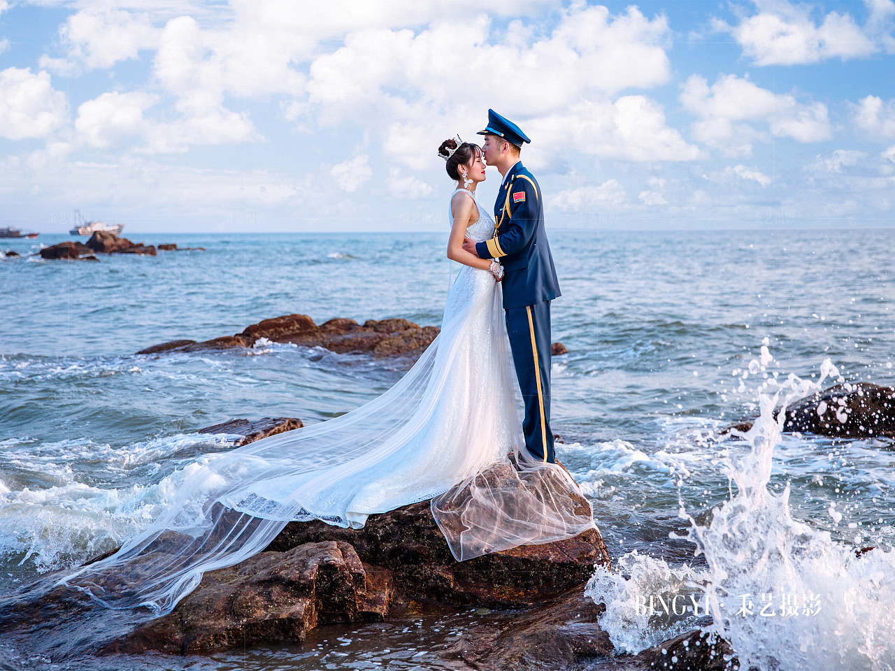 沙滩婚礼+海边礁石夜景_西藏婚纱照_普吉岛婚纱照