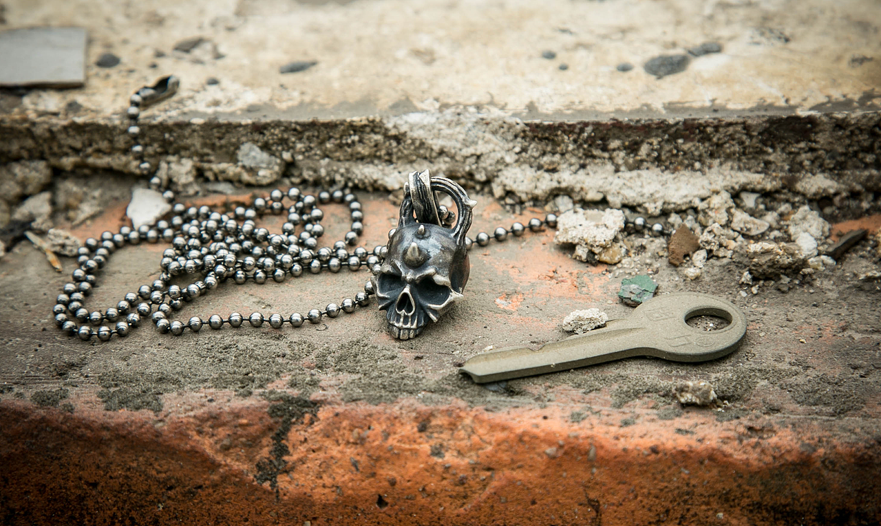 玫瑰骷髅吊坠情人节礼物（图ZMTAzNzUxNDUy） - 工艺品设计 - 站酷设计师小光头斯基原创素材 - 站酷ZCOOL