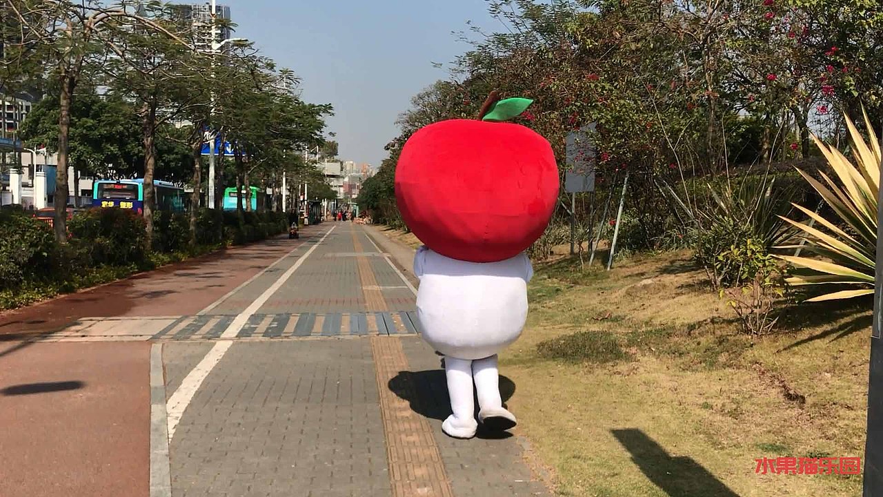 苹果猫人偶--在公园里疯（图ZMTA3MDIyNDUy） - 其他摄影 - 站酷设计师水果猫乐园原创素材 - 站酷ZCOOL