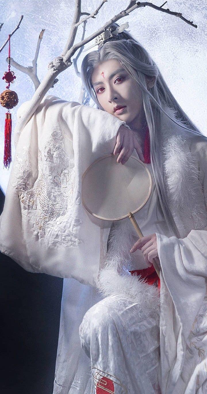 书本封面cos小梦