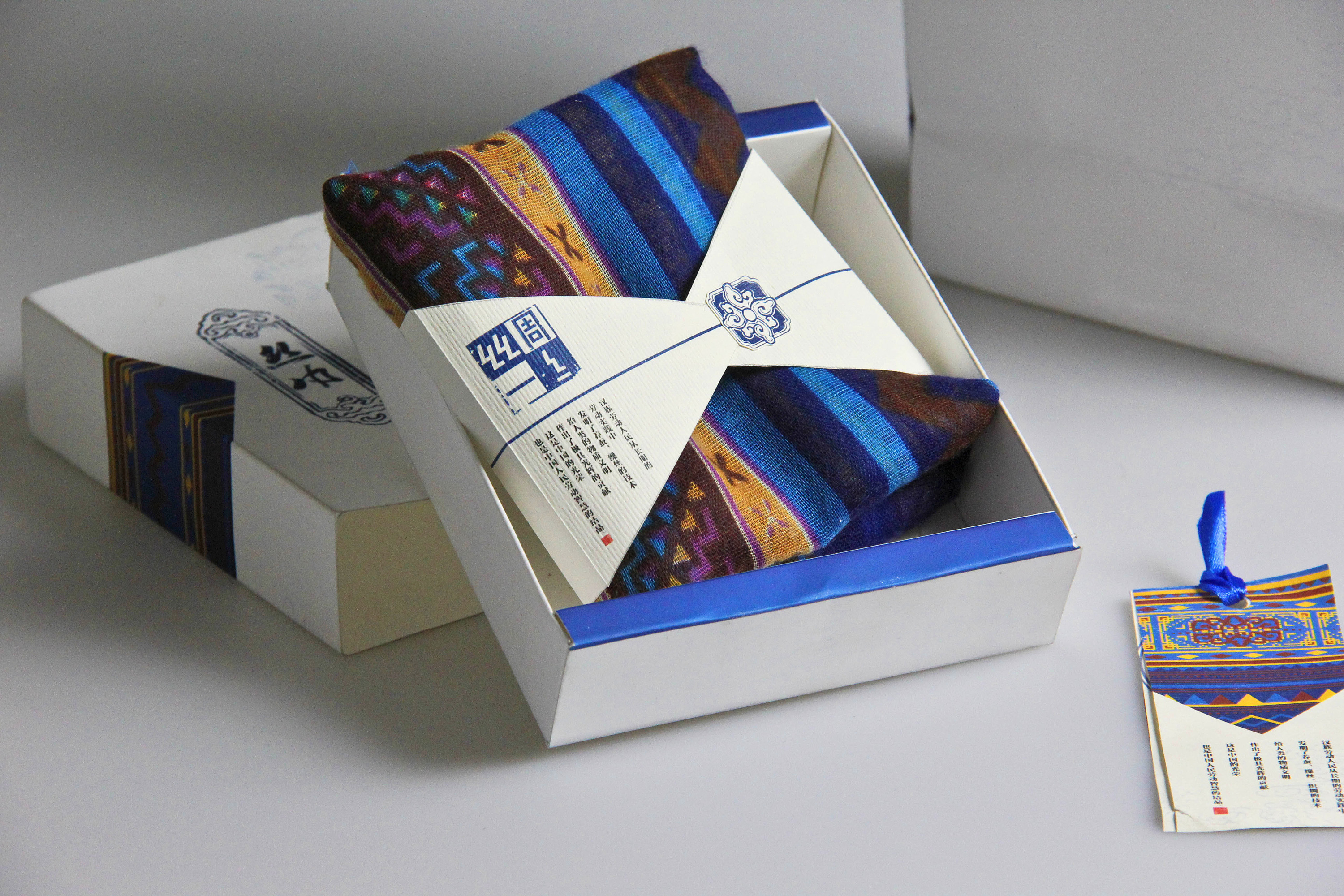 「包装」丝绸邮集扇子丝巾包装