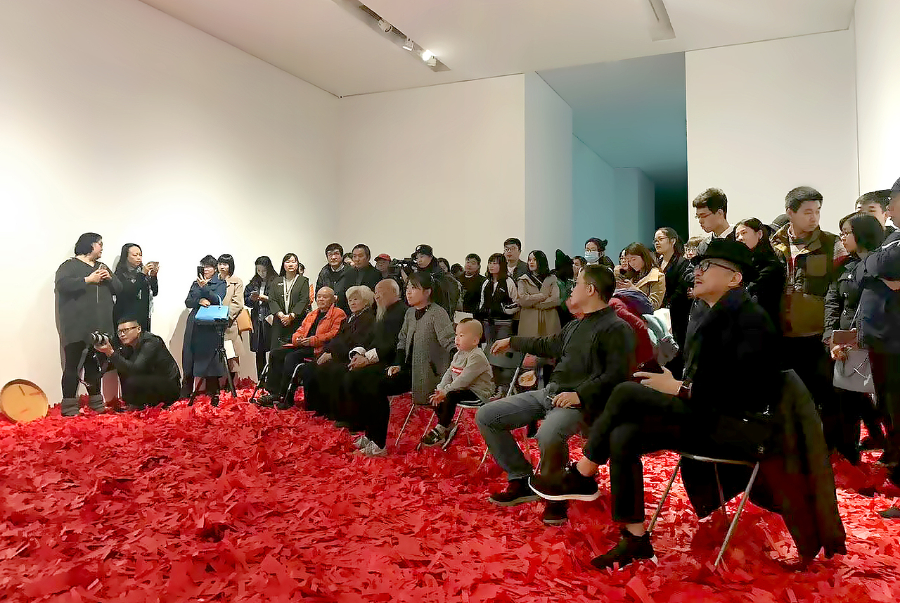 萤火虫下的剪纸展 北京站（图ZMTA0MzcyMjA0） - 其他手工艺 - 站酷设计师不是美术馆原创素材 - 站酷ZCOOL