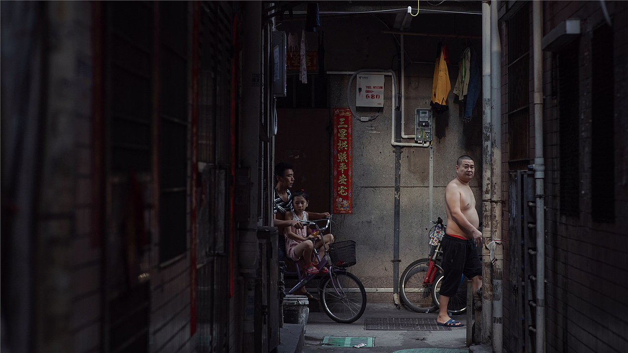 城中那束光（图ZNTM1NTc2NjQ=） - 人文/纪实摄影 - 站酷设计师MrLOok原创素材 - 站酷ZCOOL