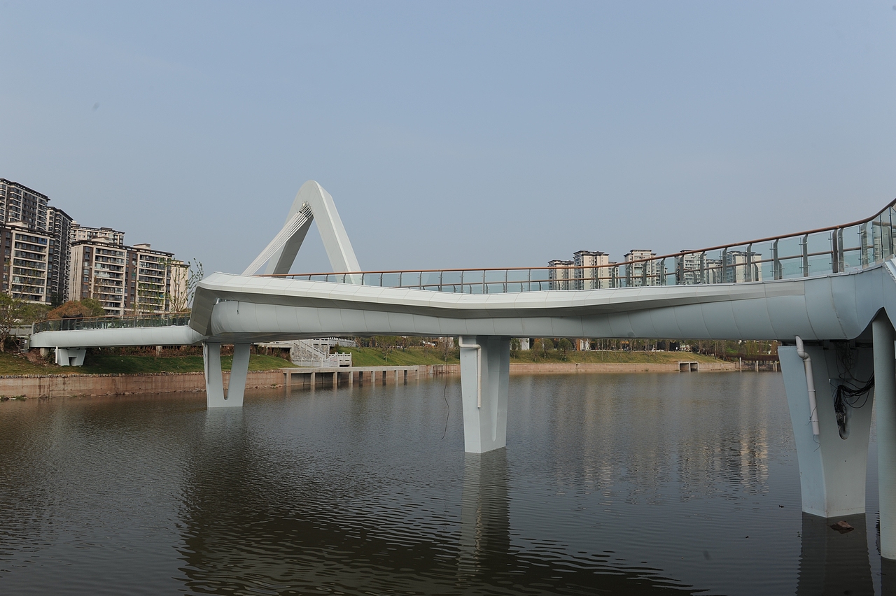 李文全随拍：西溪的涟漪，可以提着给白云