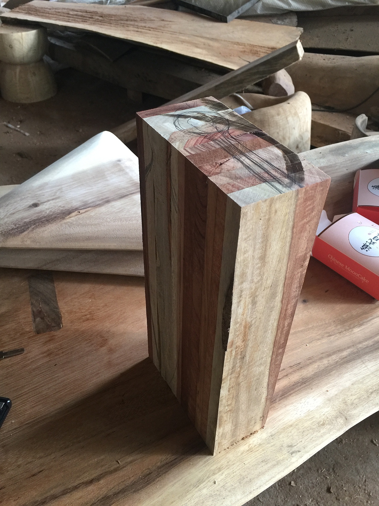 手工艺术花瓶插花器现代简约风格（图ZMTMwNzExNDg4） - 工艺品设计 - 站酷设计师GUOFEIQIU原创素材 - 站酷ZCOOL