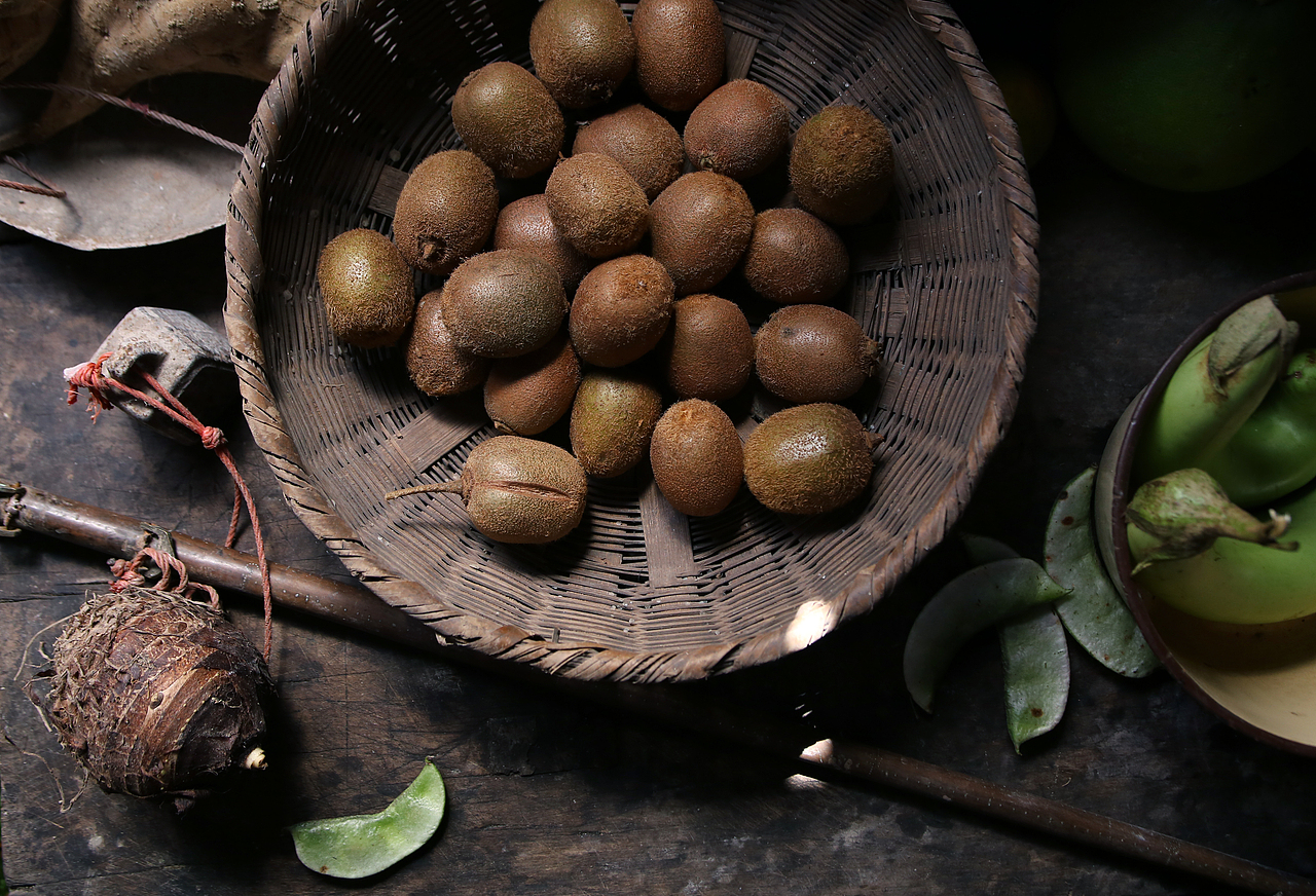 野山果 奇异果 古风 自然朴素美食拍摄 水果特产拍摄（图ZNjEwMjk2NTY=） - 产品摄影 - 站酷设计师1819摄影工作室原创素材 - 站酷ZCOOL