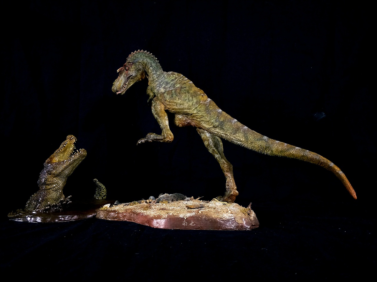 涂装作品丨野火 蛇发女怪龙对战恐鳄