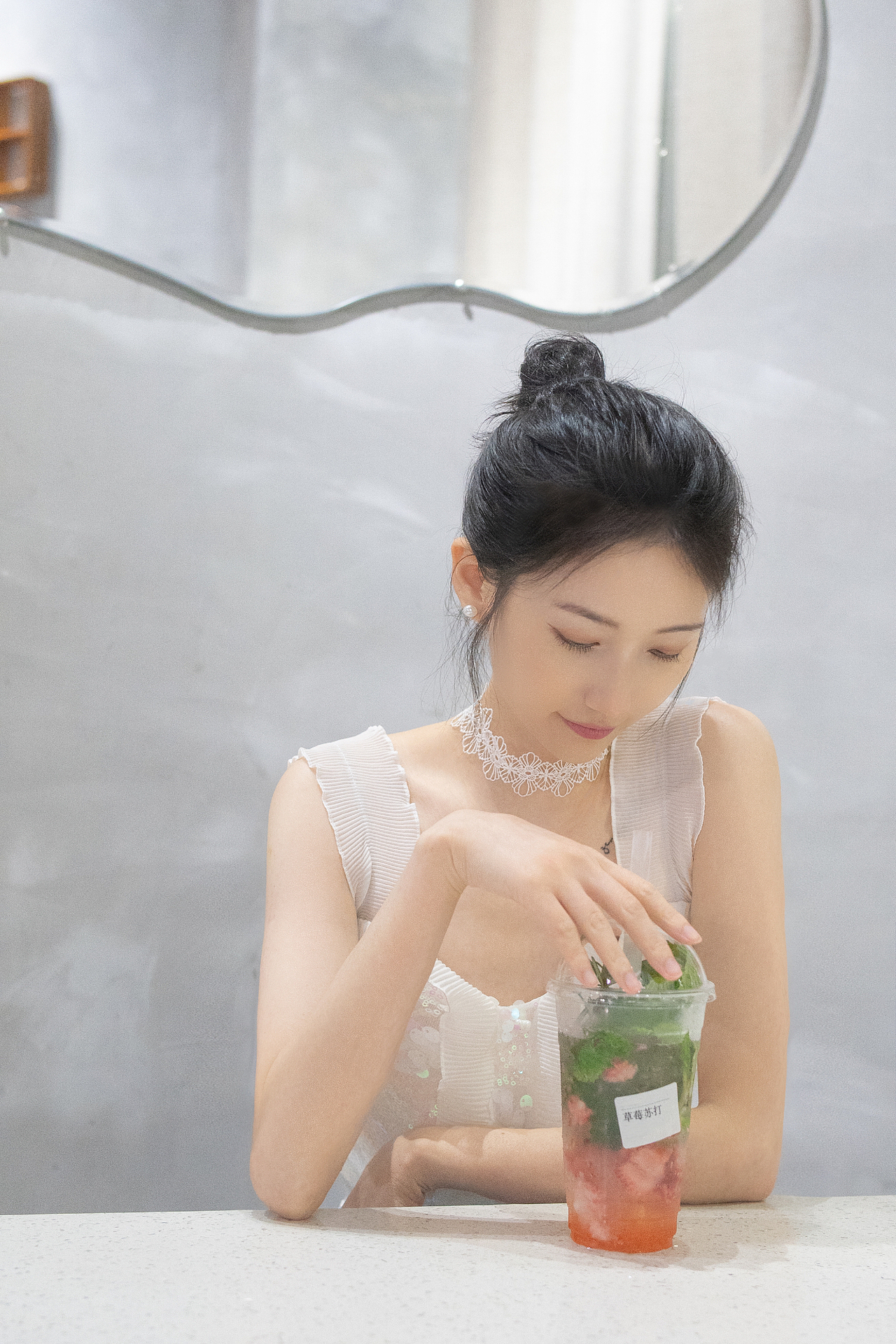 人像写真（图ZMjYwOTI3OTI4） - 人像摄影 - 站酷设计师JaydenZeng原创素材 - 站酷ZCOOL