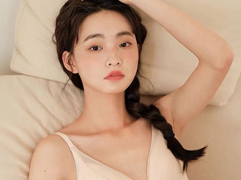 少女内衣