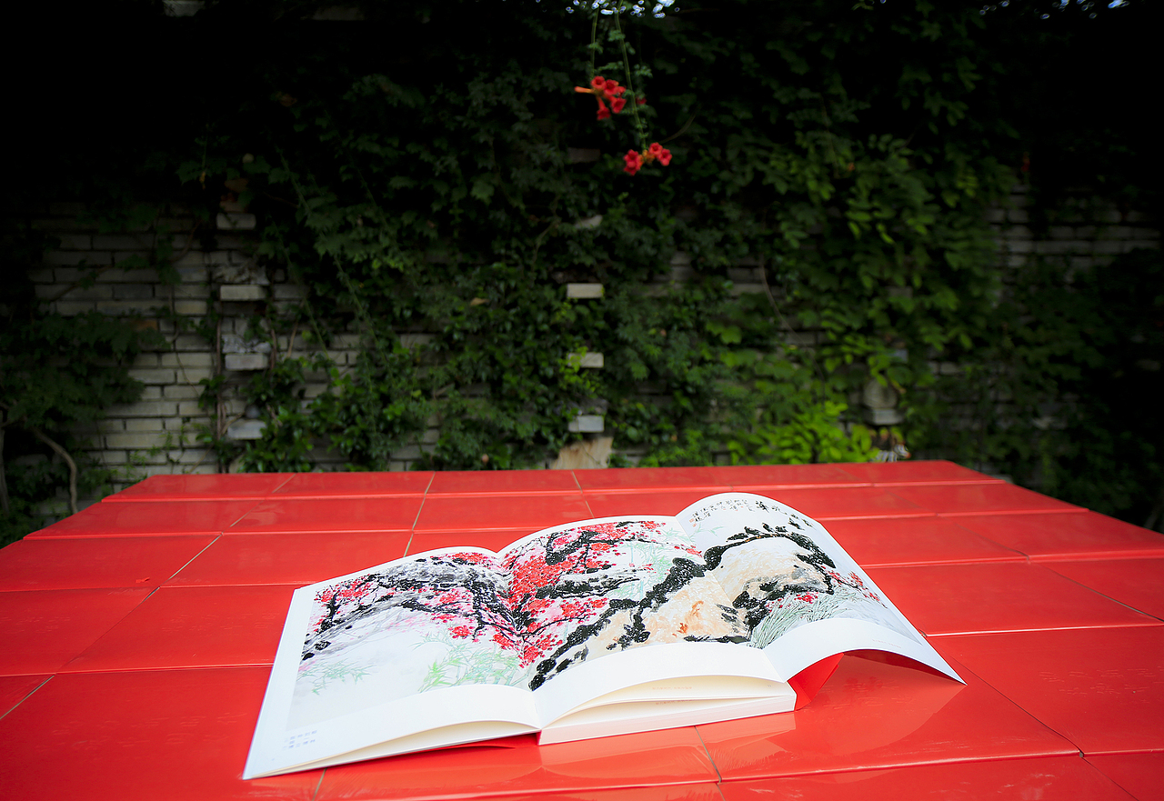 献礼70周年画册（图ZMTc2MzYzODQw） - 书籍/画册 - 站酷设计师黄瀚贤原创素材 - 站酷ZCOOL