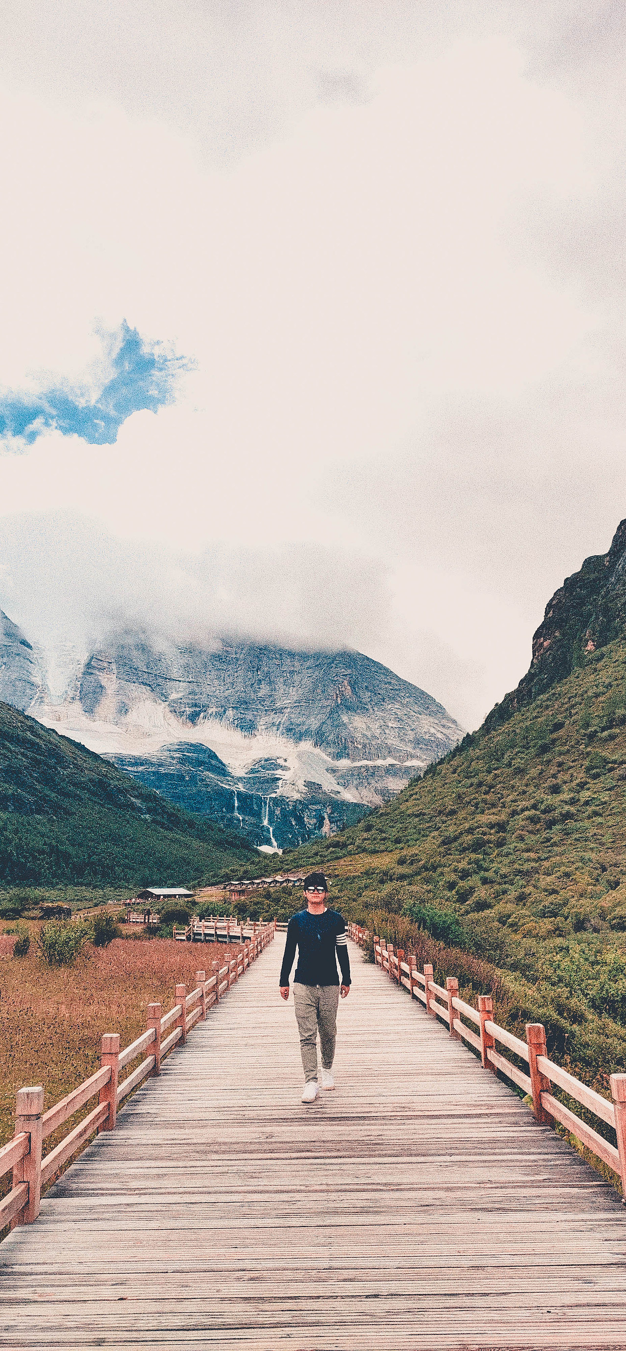 稻城，We Coming！（图ZMjI1Mzc5NTcy） - 人文/纪实摄影 - 站酷设计师有人爱茶煲原创素材 - 站酷ZCOOL