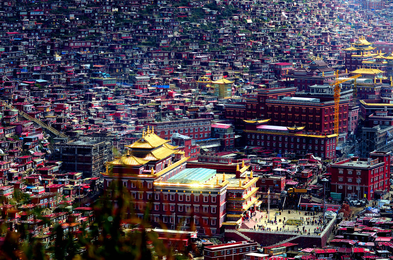 喇荣五明佛学院——色达 纪实 藏族 佛教 神圣 壮观(图ZMzQ5NjAzNzY=) - 风光摄影 - 站酷设计师玛格鲁没原创素材 - 站酷ZCOOL