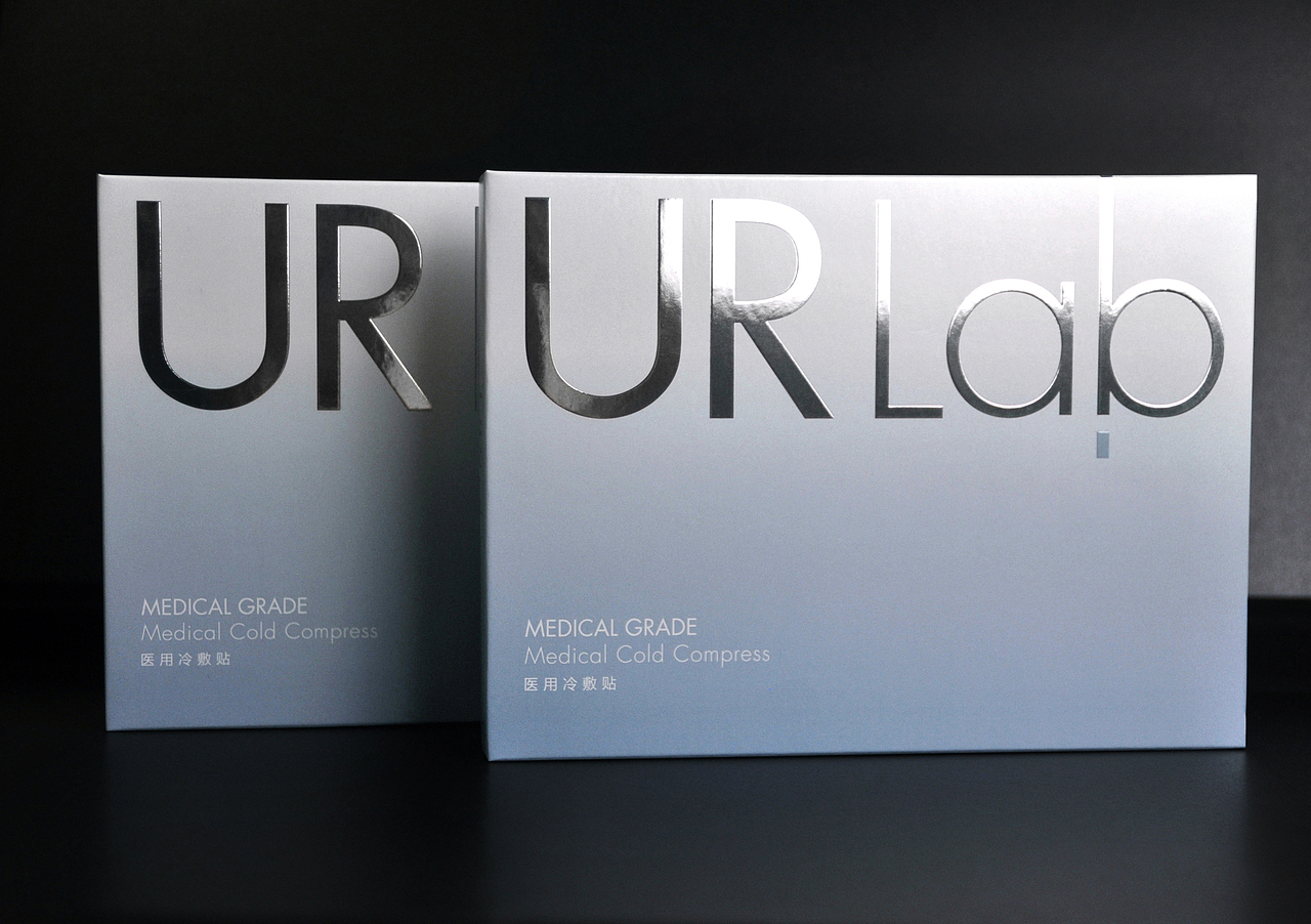 简约的设计结合金属质感工艺——击凸烫银,银卡逆向uv,更显质感,增强