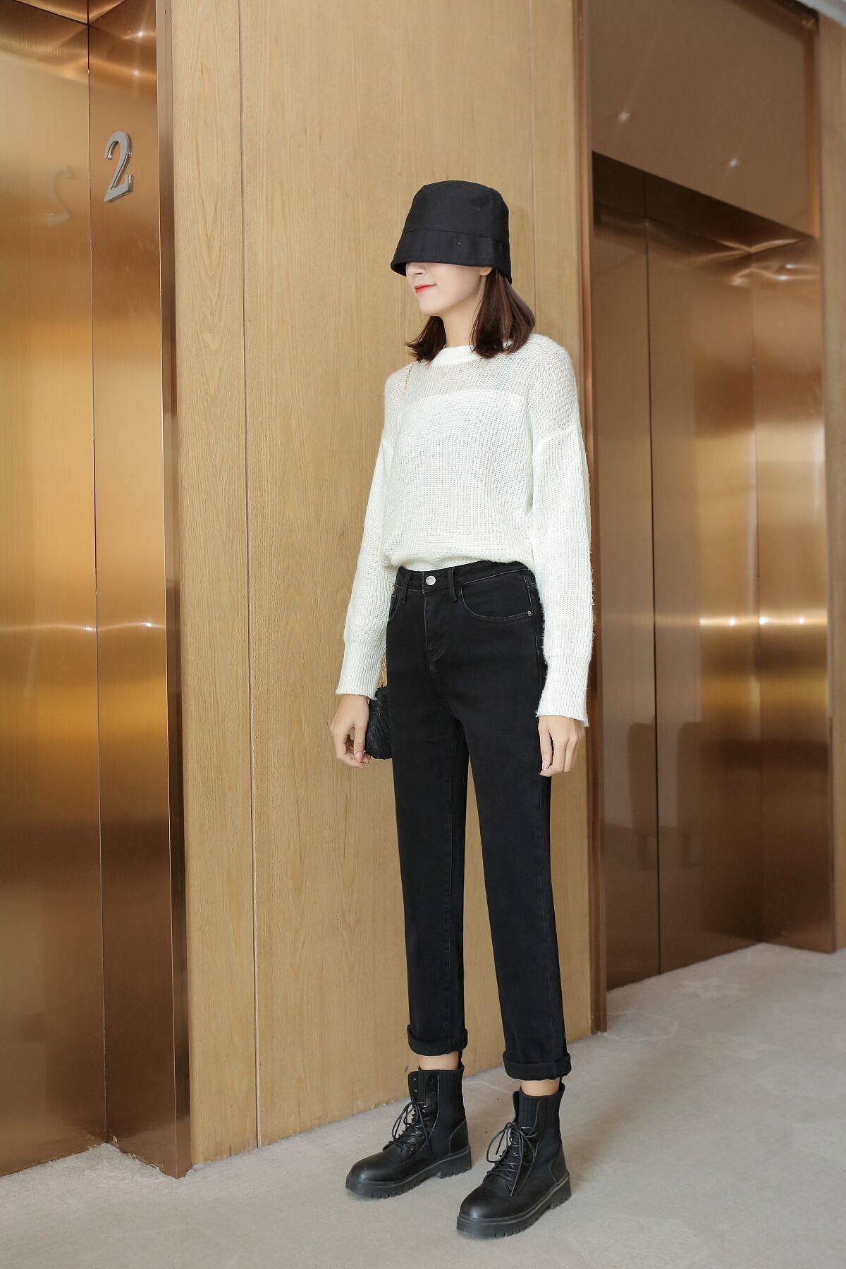 电商摄影服装拍摄模特网拍时尚牛仔裤拍照女装拍摄图片（图ZMjQwNDA0OTI4） - 产品摄影 - 站酷设计师广州集映视觉摄影原创素材 - 站酷ZCOOL