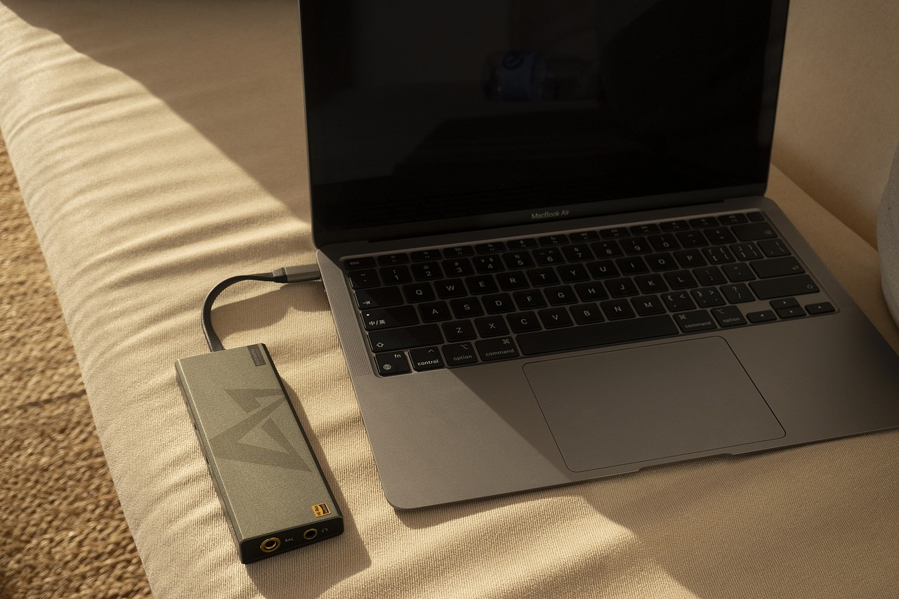 ITX01 拓展坞（图ZMjkwMjI5MjM2） - 电子产品 - 站酷设计师疯风原创素材 - 站酷ZCOOL