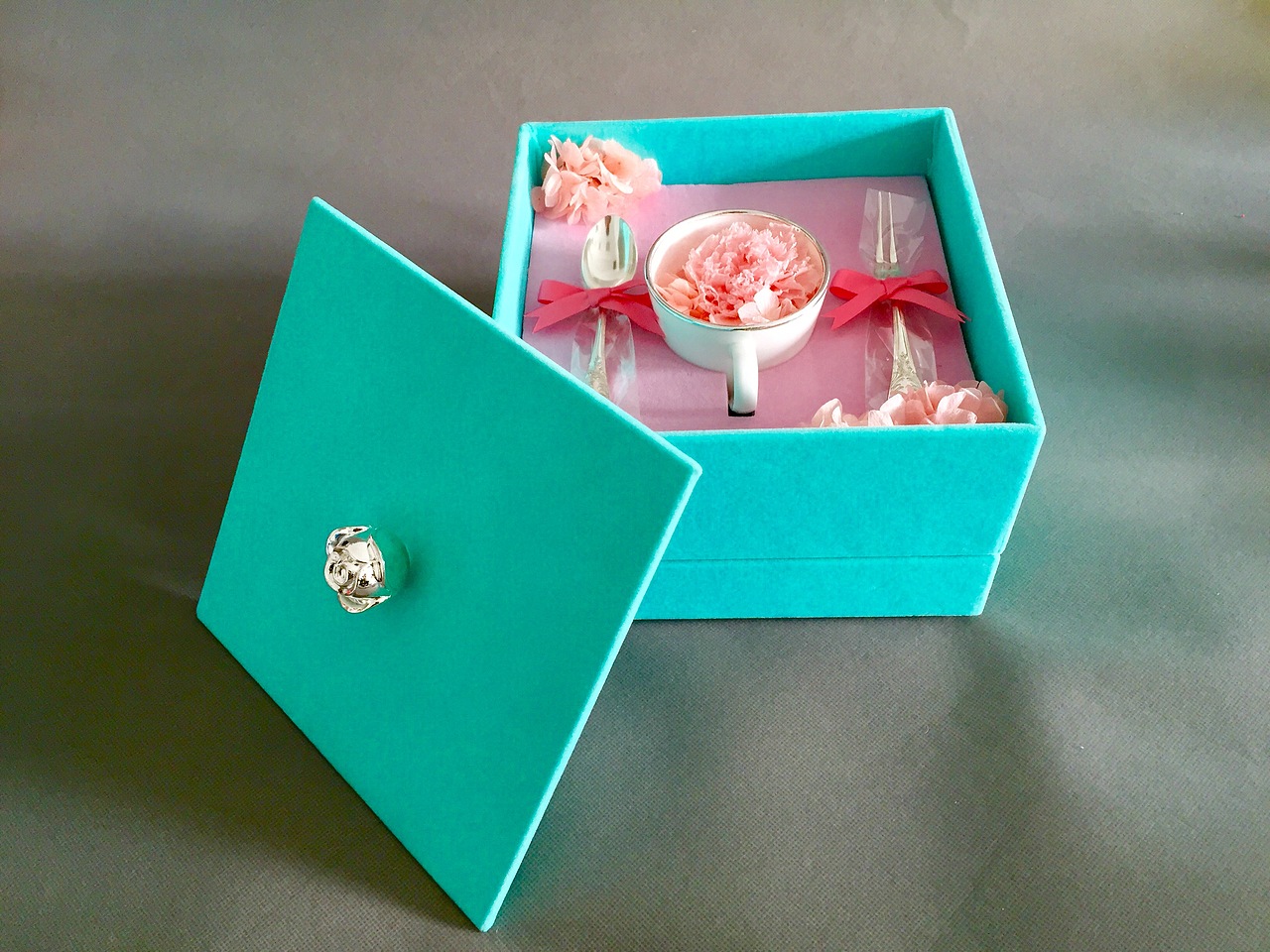 下午茶》秘密花园纯银餐具套装礼品/徽月珠宝原创设计（图ZOTAwODA1OTY=） - 生活用品 - 站酷设计师金银有我原创素材 - 站酷ZCOOL