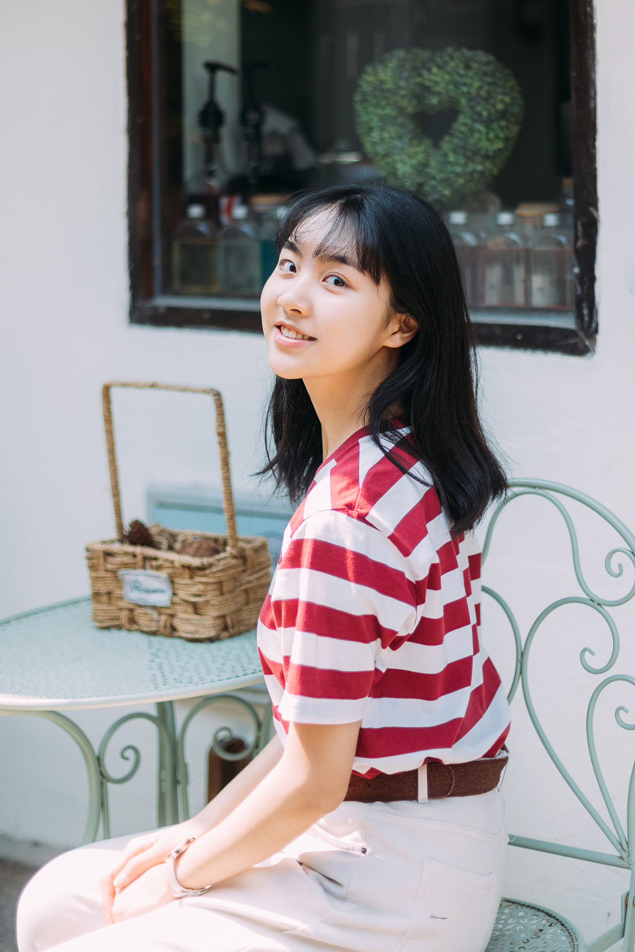 微甜 摄影:洪小漩 出镜:木琴 木琴本人比照片上更好看,这是实话.