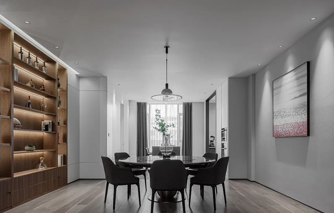 大度的灰色,让生活懂得声色