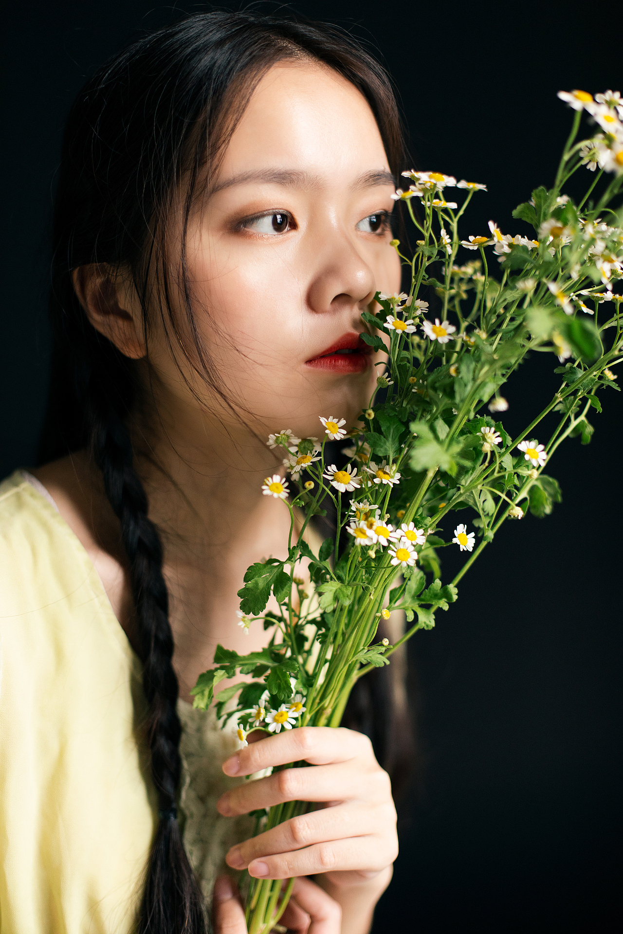 洋甘菊女孩（图ZMTY0MTA5MzI4） - 人像摄影 - 站酷设计师萄子的萄原创素材 - 站酷ZCOOL