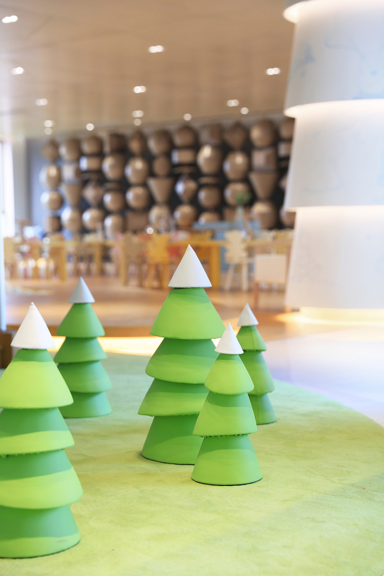 最童梦的主题地产销售中心,美好生活场景的设计实践