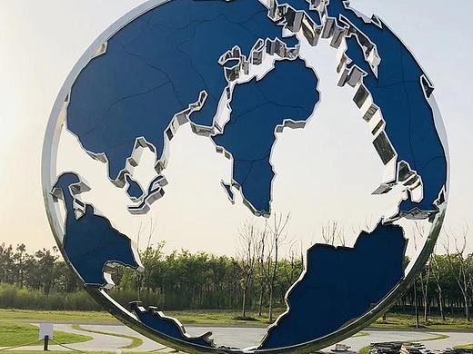 不锈钢镂空世界地图--------厂家定制不锈钢镂空雕塑