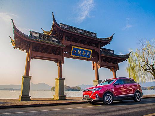 北汽新能源EX5杭州站（个人主页-ZMzk1ODA3NDg=） - 产品摄影 - 站酷设计师想留住的幸运原创素材 - 站酷ZCOOL