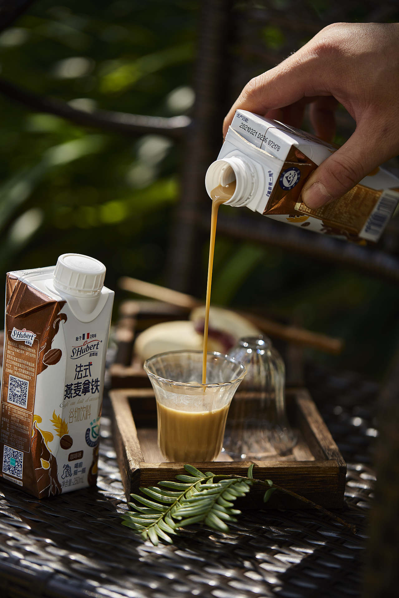 美食摄影|燕麦拿铁