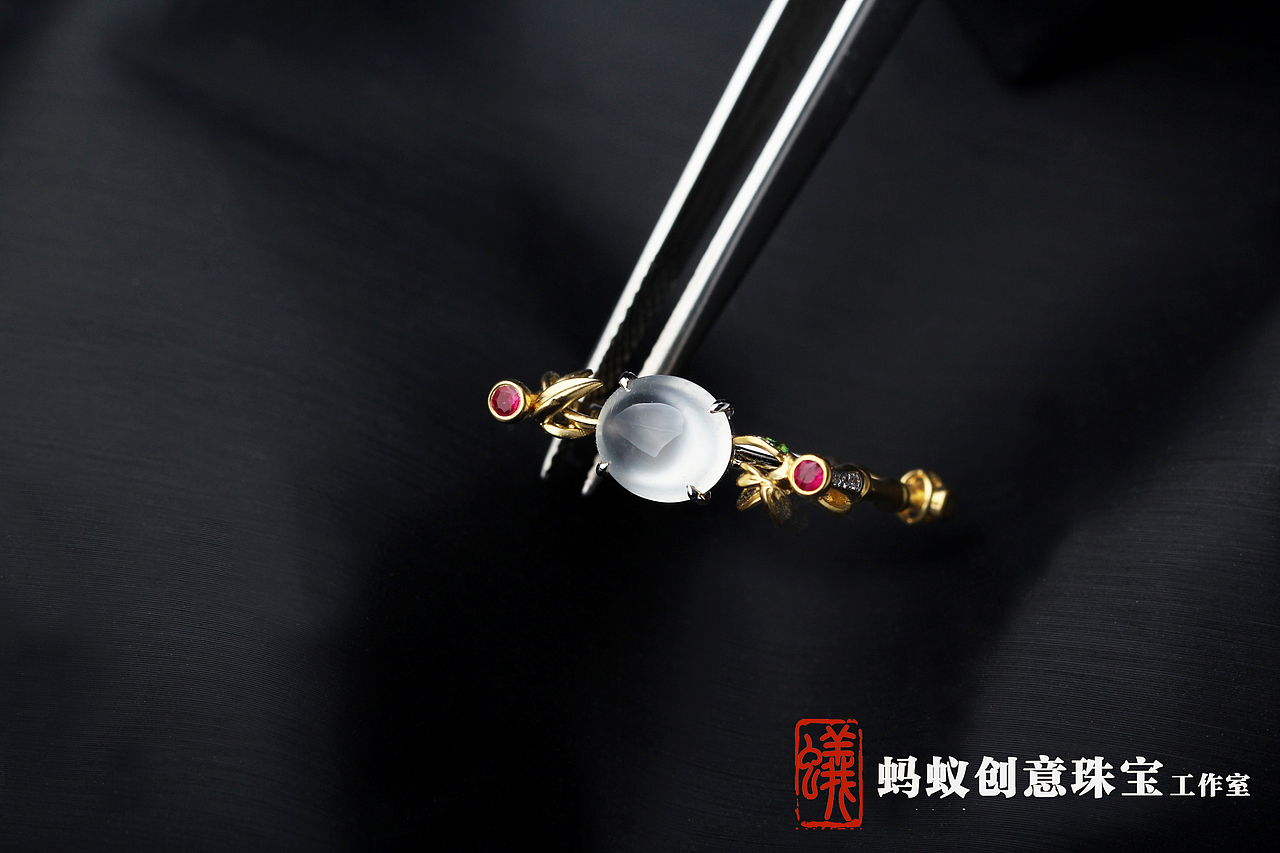 【蚂蚁创意珠宝工作室】竹子翡翠蛋面戒指