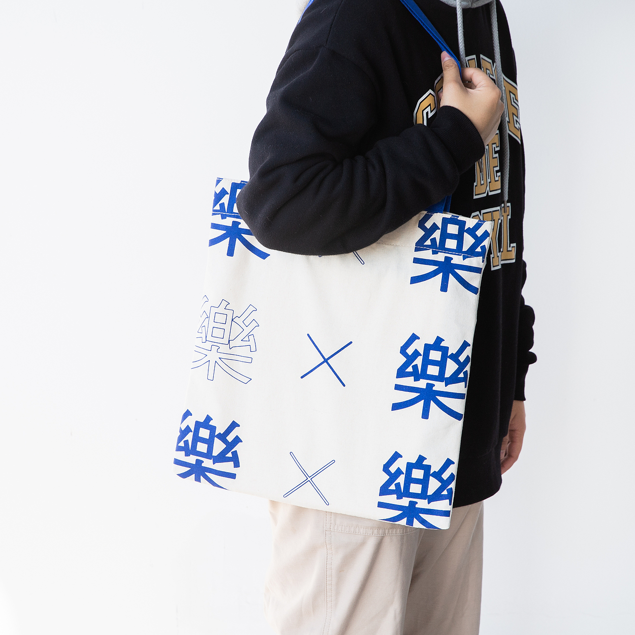 国潮帆布袋（图ZMjE3NjA3MDQ0） - 产品摄影 - 站酷设计师_Rambozz原创素材 - 站酷ZCOOL