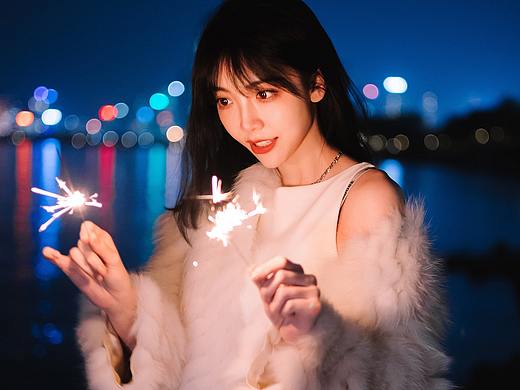 Get春节拍摄新技能_仙女棒烟花拍照技巧