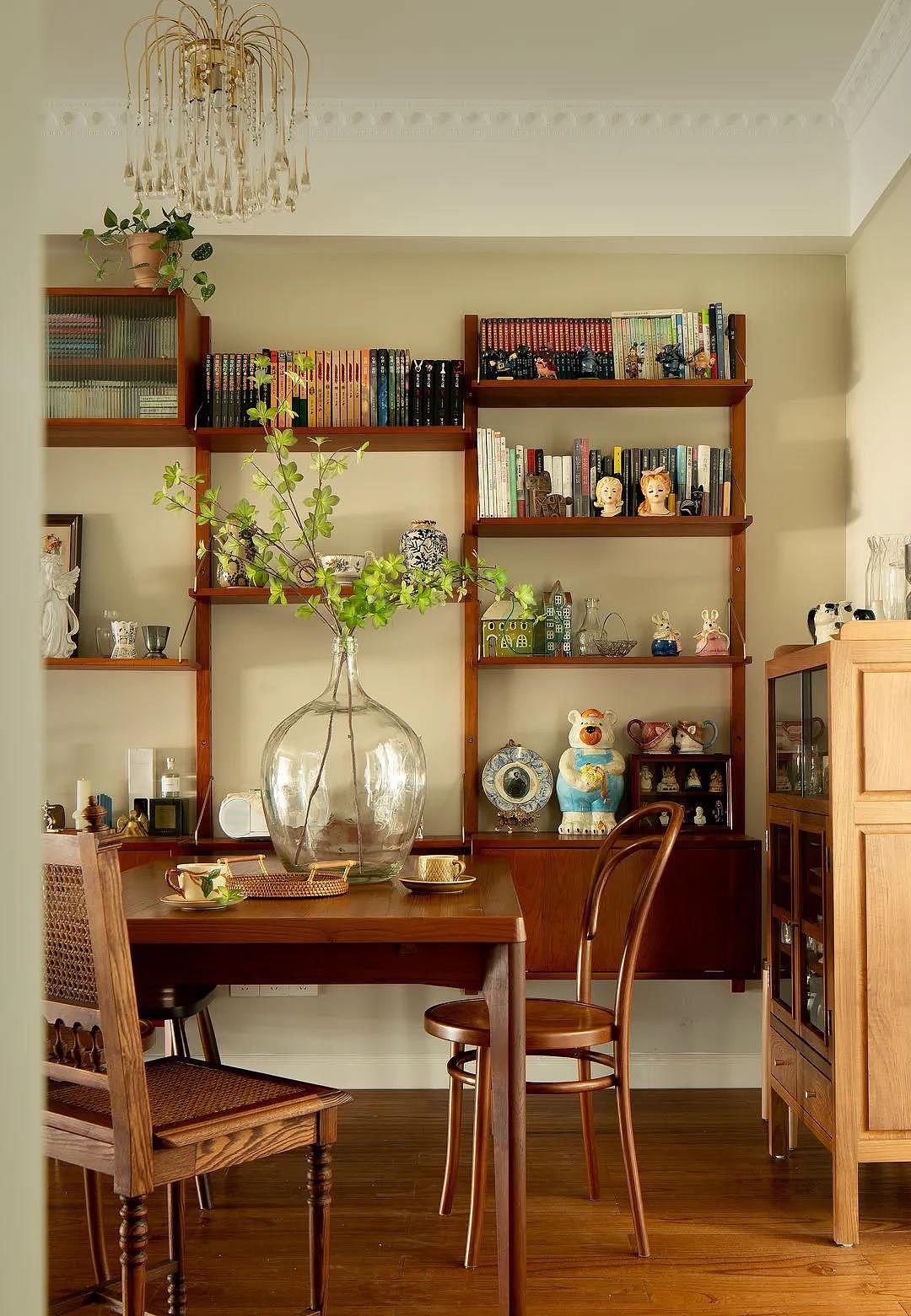 126㎡焦糖色复古三居,再现芳华