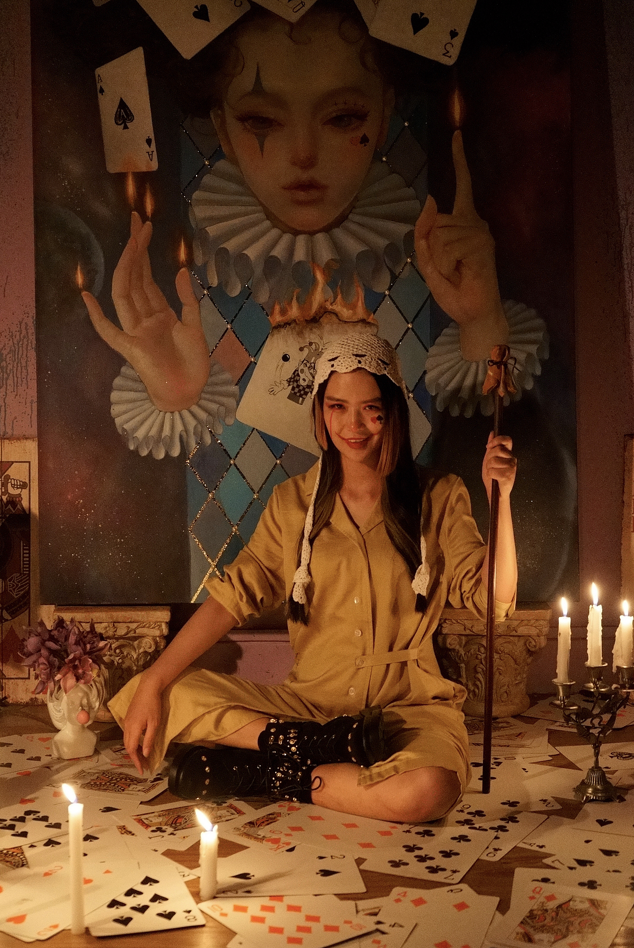 何水晶作品《游戏人间》