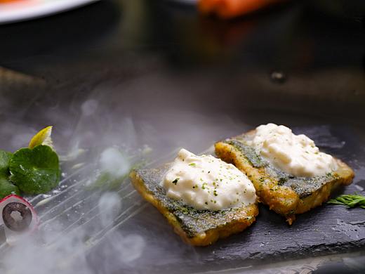 真鳕鱼美食静物拍摄