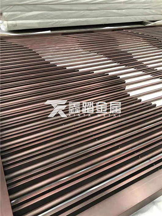 别墅仿古铜现代中式不锈钢屏风背景墙 山体抽象设计