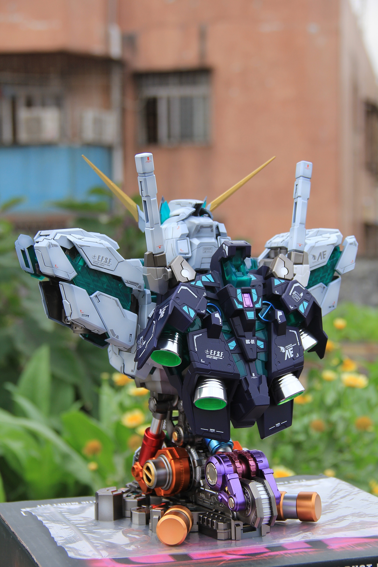 高达unicorn独角兽亿辉胸像