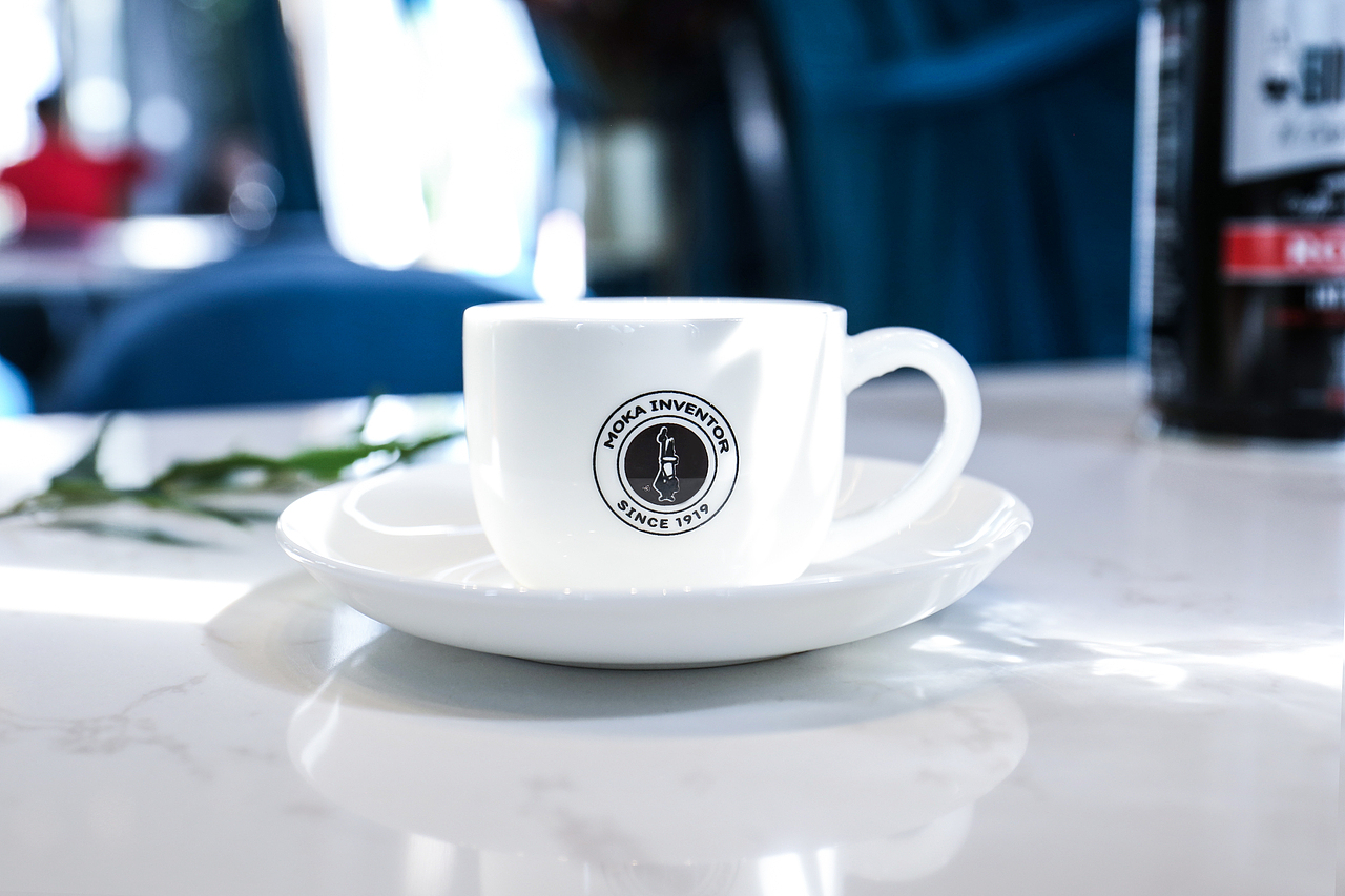 比樂蒂bialetti摩卡壺?cái)z影（圖ZMjE1ODk2ODgw） - 產(chǎn)品攝影 - 站酷設(shè)計(jì)師蘇小悠原創(chuàng)素材 - 站酷ZCOOL