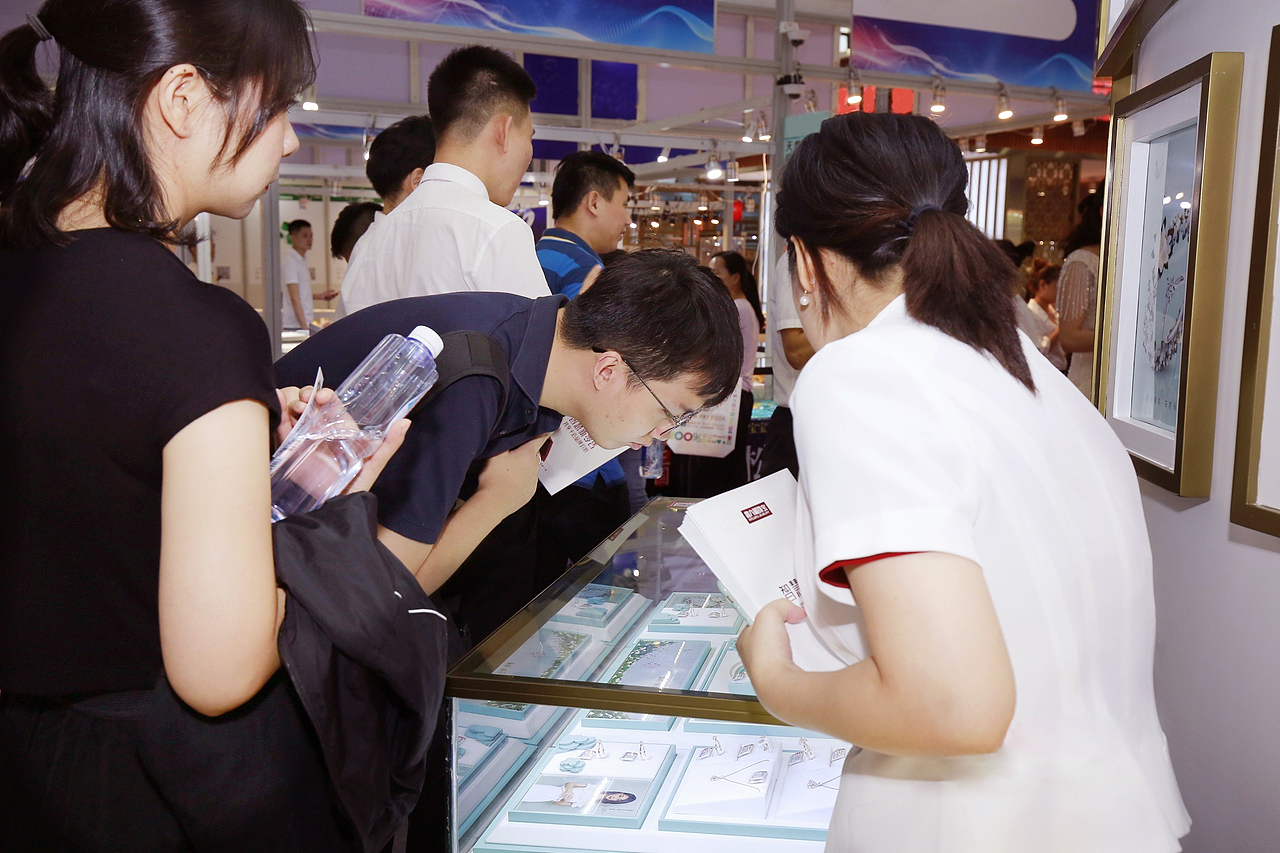 鑫六福珠宝深圳珠宝展