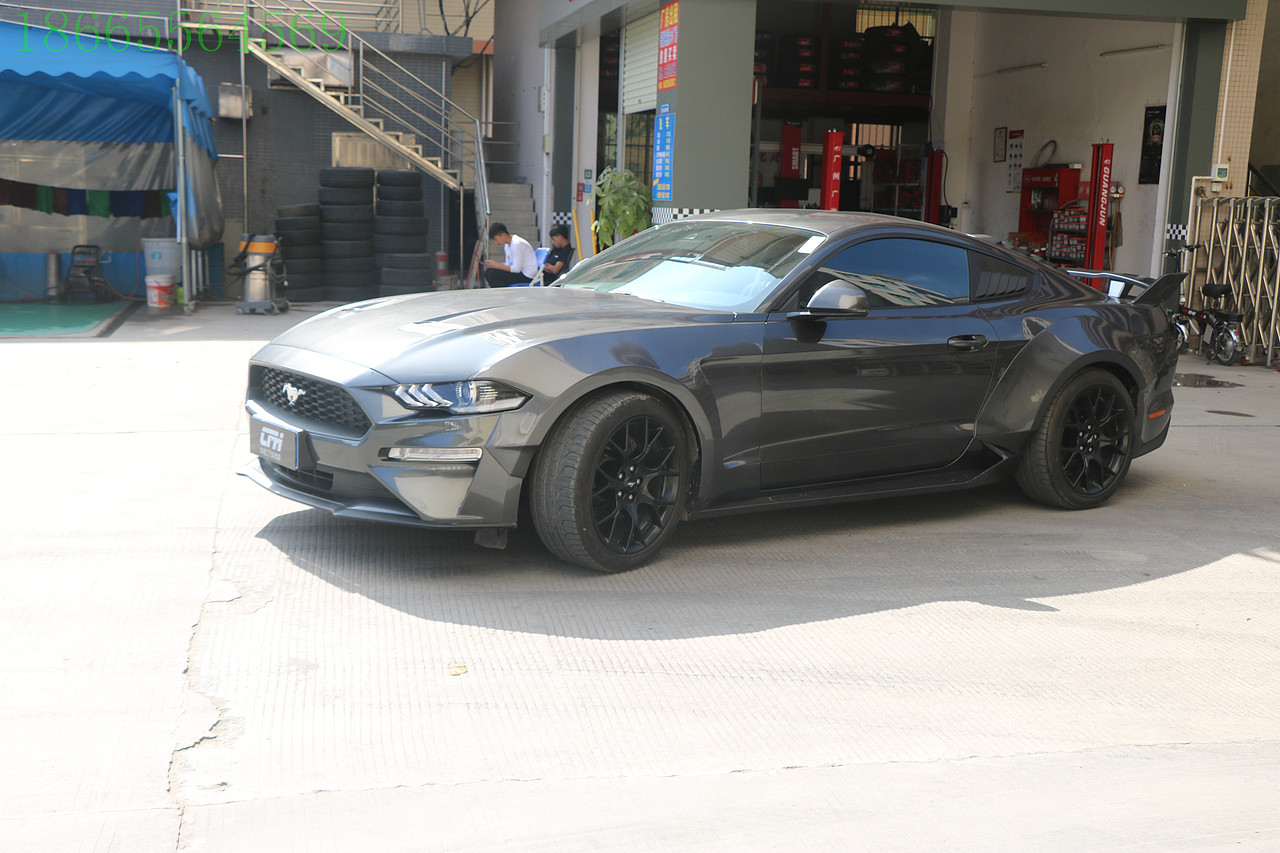 又一辆恶狠狠的改装宽体来袭