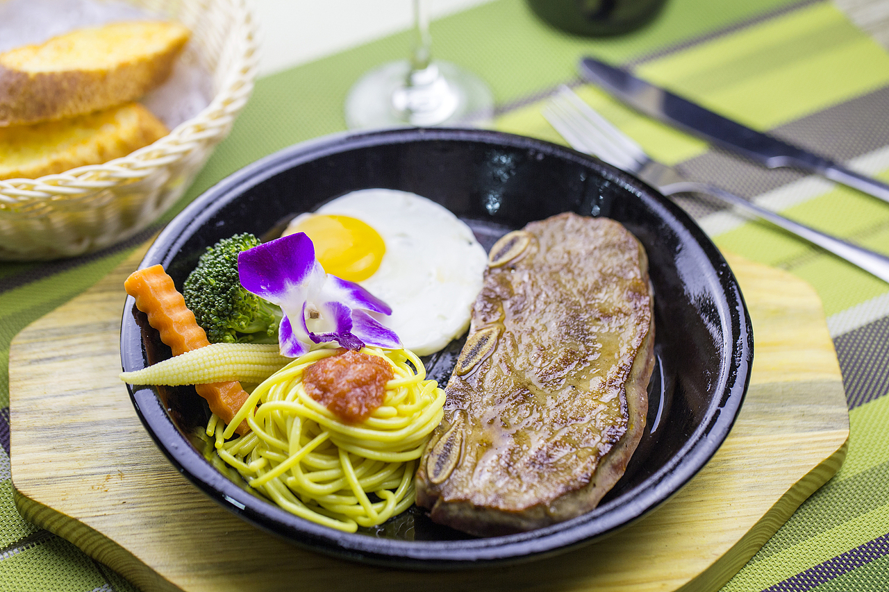 【商业摄影】-漫牛传承-牛排（图ZNDE0Nzk3NTI=） - 产品摄影 - 站酷设计师野生小脆脆原创素材 - 站酷ZCOOL