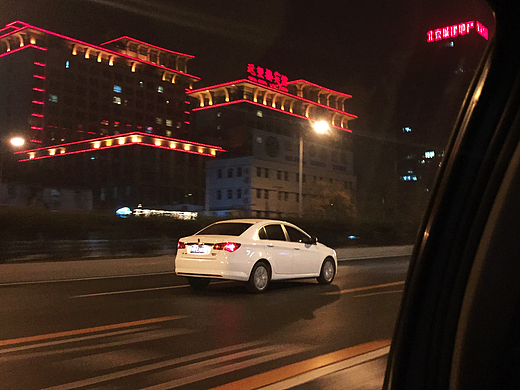 攝影-十一點(diǎn)半的北京（個(gè)人主頁-ZMjQxMjc1MTY=） - 人文/紀(jì)實(shí)攝影 - 站酷設(shè)計(jì)師待葡萄成熟D原創(chuàng)素材 - 站酷ZCOOL